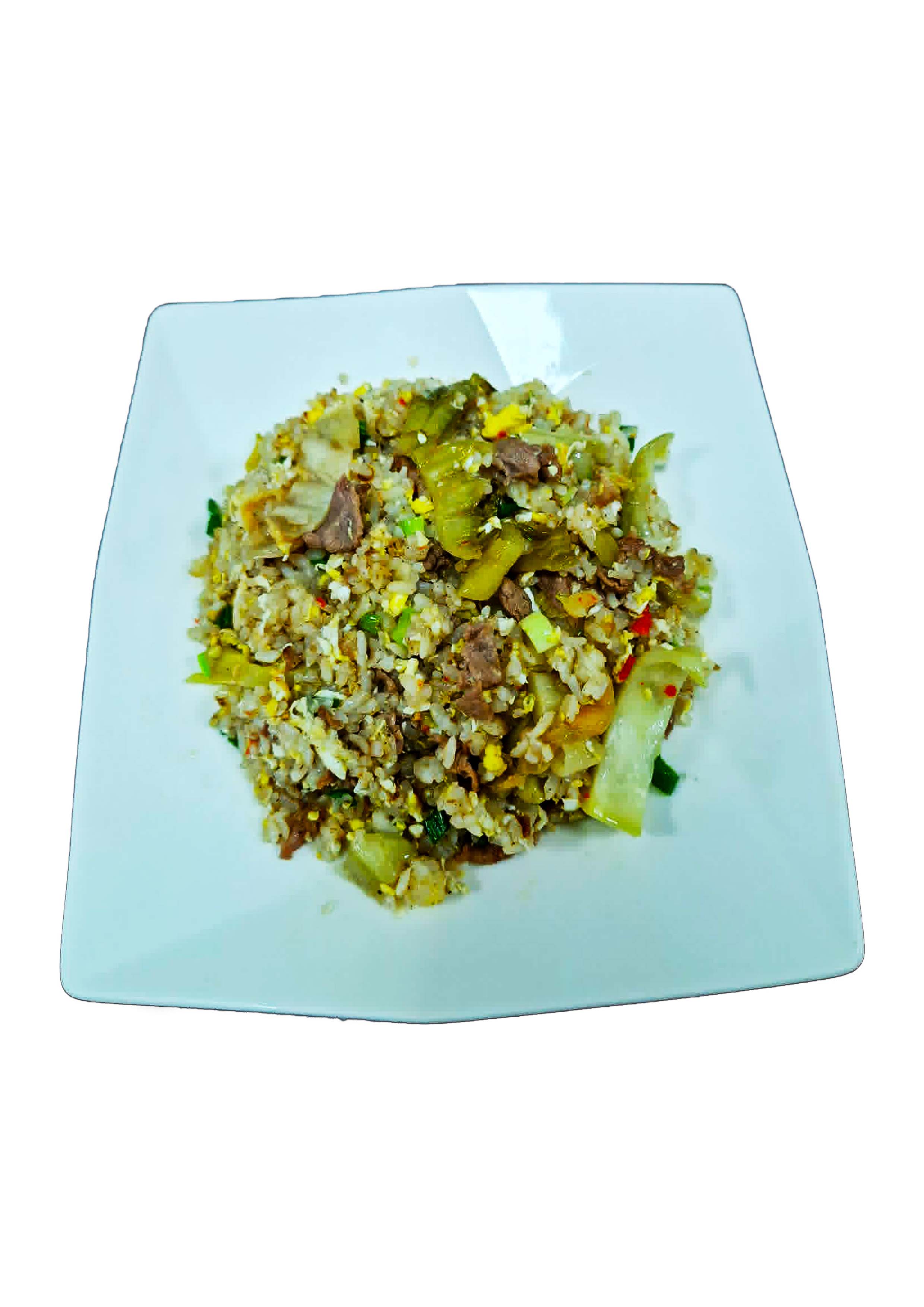 酸菜牛肉炒飯  cơm xào bò dua cải 